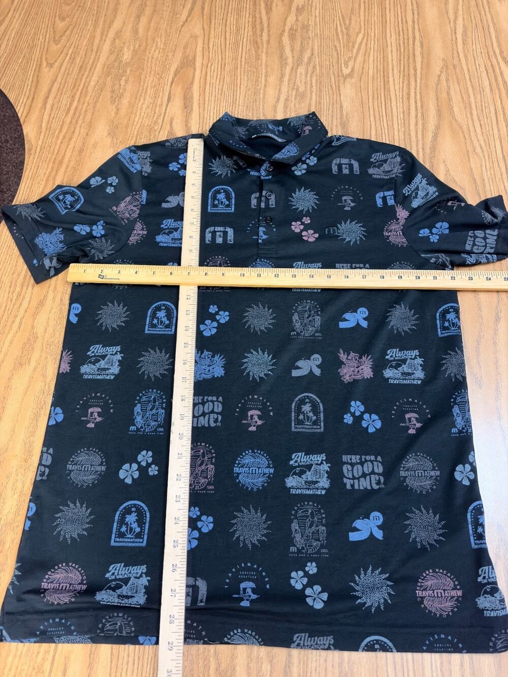 TravisMathew Always On Vacation Camp Polo Shirt Mens L Black Tropical Novelty